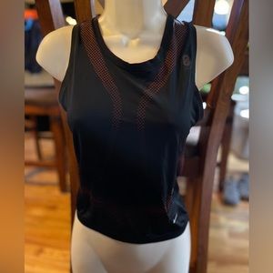 Nike dri fit large tank with AirPod tunnel
